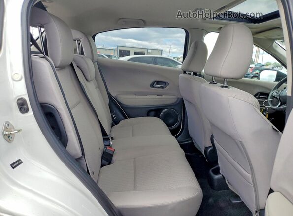 3CZRU6H58JM720539 2018 HONDA HR-V White Vista interior trasera