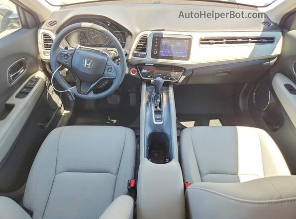 3CZRU6H58NM701754 2022 HONDA HR-V Silver წინა პანელის ხედი