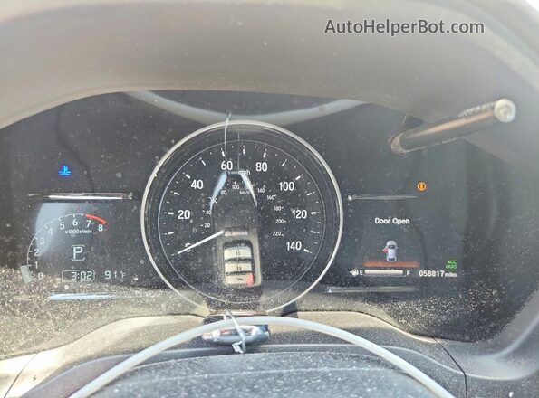 3CZRU6H5XKM739188 2019 HONDA HR-V Silver ხელსაწყოთა პანელის ხედი