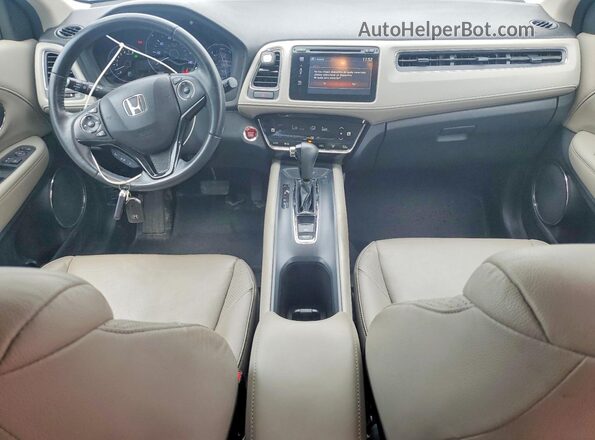 3CZRU6H70HM709076 2017 HONDA HR-V White Вид панелі приладів