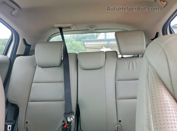 3CZRU6H70HM709076 2017 HONDA HR-V White Вид задніх сидінь