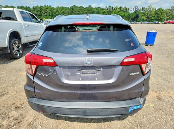 3CZRU6H71JM712400 2018 HONDA HR-V Gray Rear view