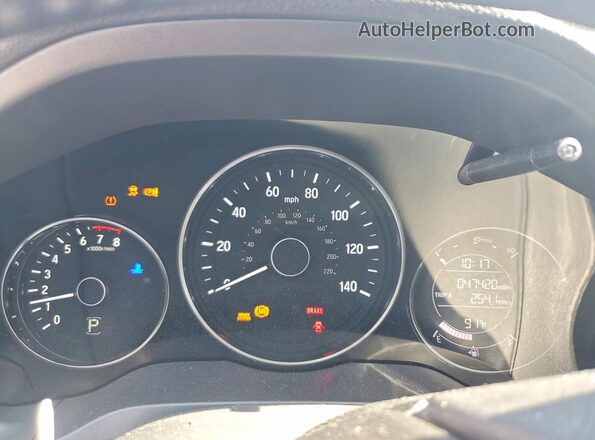 3CZRU6H73JM718036 2018 HONDA HR-V Красный Вид щитка приборов