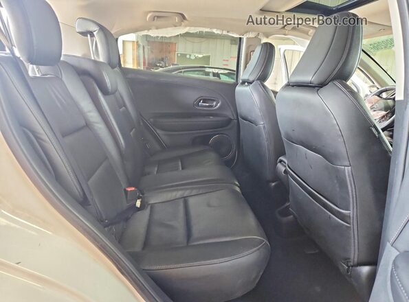 3CZRU6H73MM715349 2021 HONDA HR-V White Rear seats view
