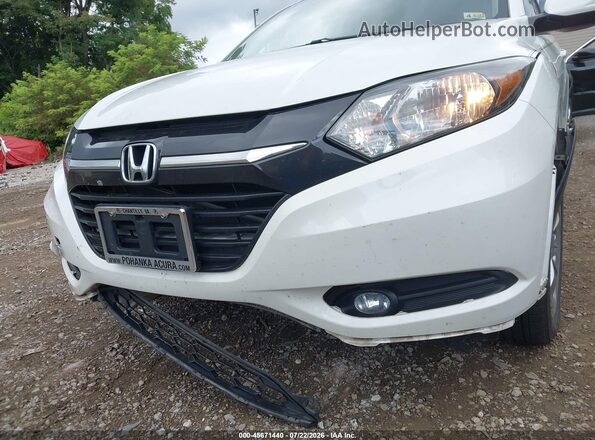 3CZRU6H74HM711185 2017 HONDA HR-V White 
