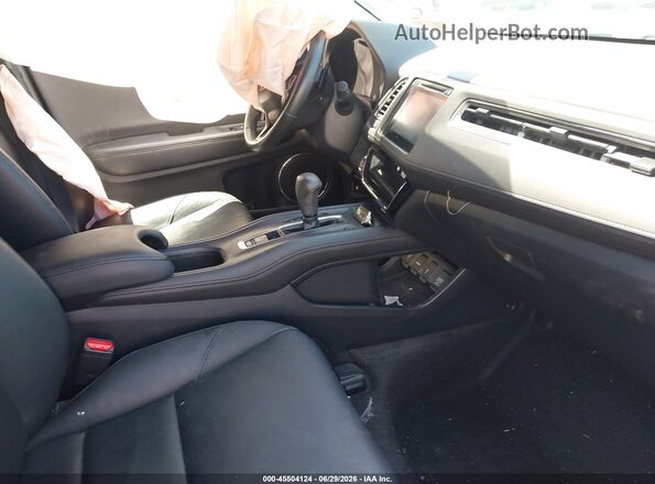 3CZRU6H74JM708051 2018 HONDA HR-V Gray Widok wnętrza z przodu