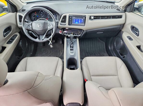 3CZRU6H77JM701465 2018 HONDA HR-V White Առջևի վահանակի տեսք