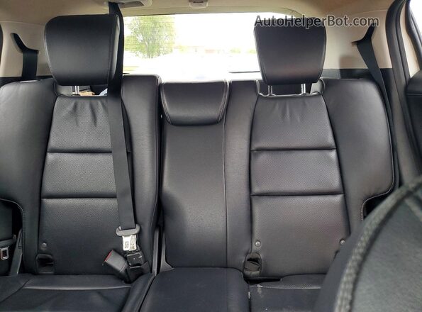 3CZRU6H77MM744174 2021 HONDA HR-V White Rear seats view