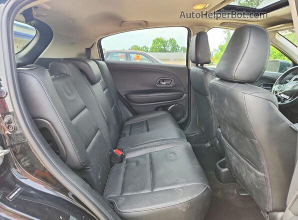 3CZRU6H78HM717457 2017 HONDA HR-V Черный Вид задней части салона