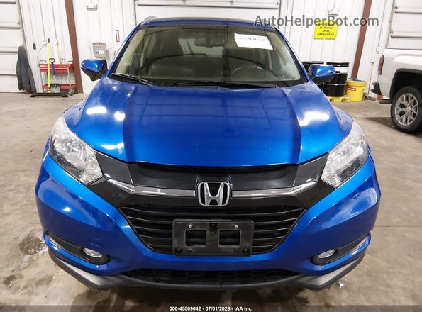 3CZRU6H78JM719778 2018 HONDA HR-V Blue Вид щитка приладів