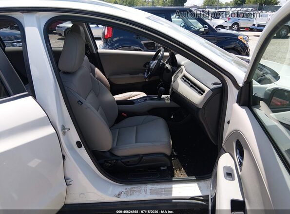 3CZRU6H78JM724219 2018 HONDA HR-V White Սալոնի դիմացի տեսք