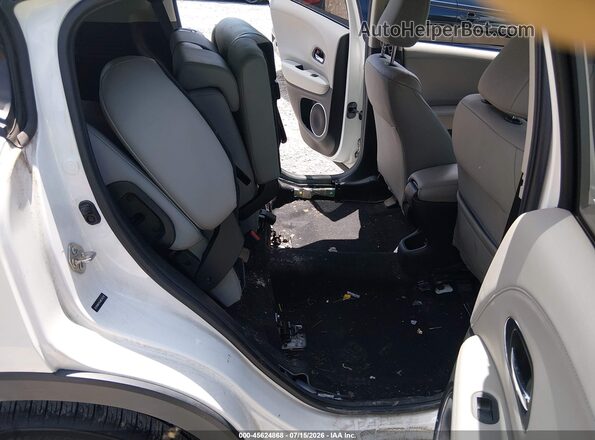 3CZRU6H78JM724219 2018 HONDA HR-V White VIN կոդի պիտակի տեսք