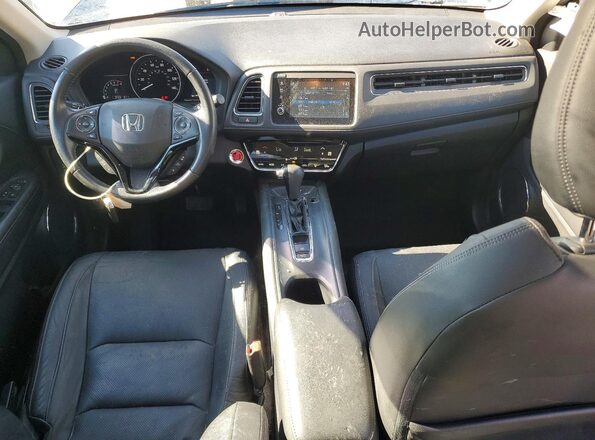 3CZRU6H79MM729708 2021 HONDA HR-V Purple Dashboard view