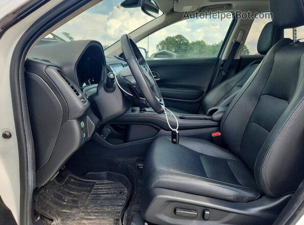 3CZRU6H92KM700565 2019 HONDA HR-V Белый Вид салона спереди