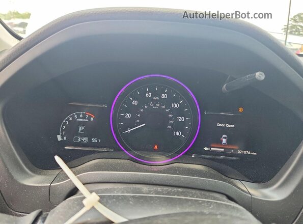 3CZRU6H92KM700565 2019 HONDA HR-V Белый Вид щитка приборов