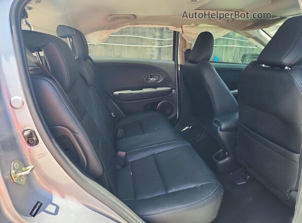 3CZRU6H9XLM715073 2020 HONDA HR-V Silver Vista de los asientos traseros
