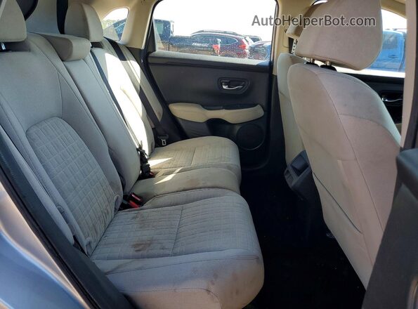 3CZRZ1H36PM728750 2023 HONDA HR-V Silver Widok wnętrza z tyłu