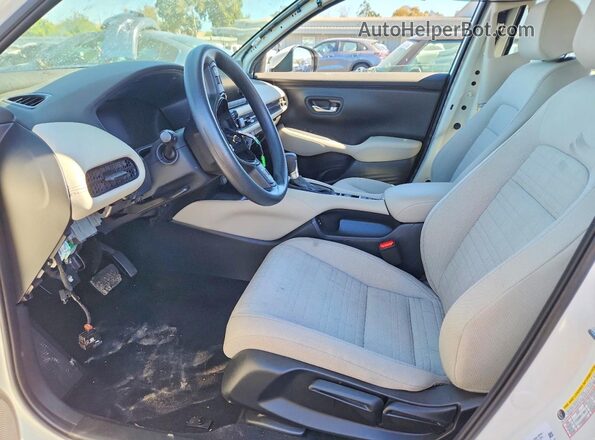 3CZRZ1H36RM761024 2024 HONDA HR-V Белый Вид салона спереди