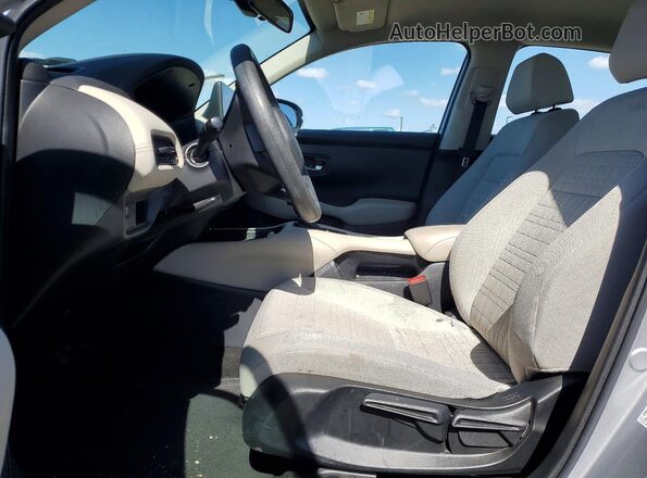 3CZRZ1H38PM737868 2023 HONDA HR-V Silver Front interior view