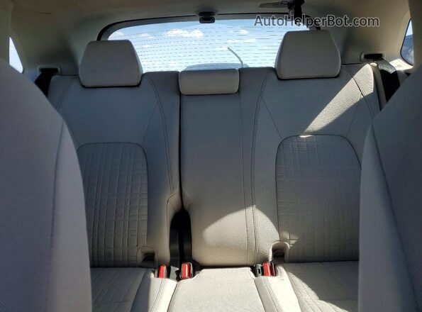 3CZRZ1H38PM737868 2023 HONDA HR-V Silver Rear seats view