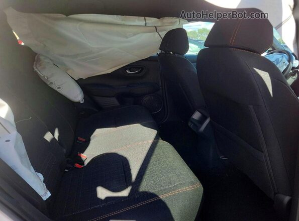 3CZRZ1H52RM759062 2024 HONDA HR-V White Սալոնի հետևի տեսք