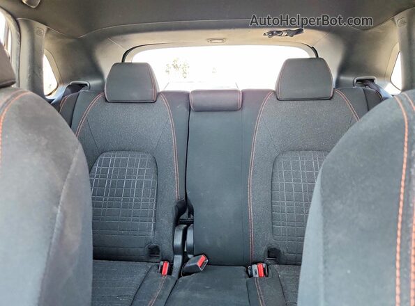 3CZRZ1H52SM701863 2025 HONDA HR-V White Вид задніх сидінь