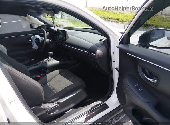 3CZRZ1H53RM749902 2024 HONDA HR-V White Սալոնի դիմացի տեսք