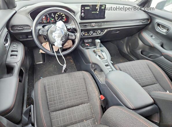 3CZRZ1H55TM703172 2026 HONDA HR-V Белый Вид панели приборов