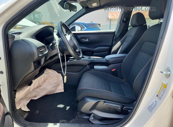 3CZRZ1H57PM734218 2023 HONDA HR-V White Вид салону спереду