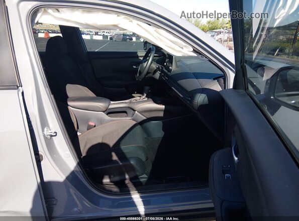3CZRZ1H58SM723656 2025 HONDA HR-V Gray Vista interior delantera