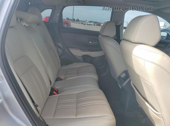 3CZRZ1H73SM733030 2025 HONDA HR-V Silver Հետևի նստատեղերի տեսք