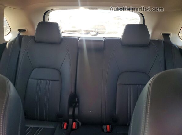 3CZRZ1H78RM709784 2024 HONDA HR-V Red Widok tylnych siedzeń
