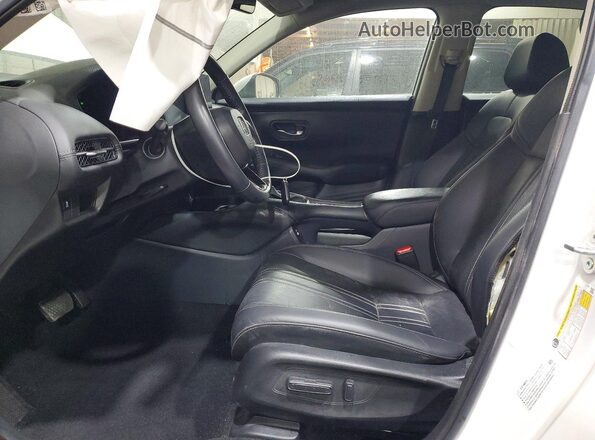 3CZRZ1H7XPM737342 2023 HONDA HR-V White Вид салону спереду