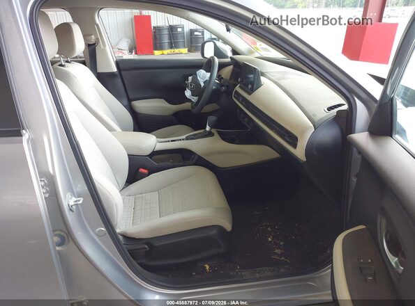 3CZRZ2H34PM729885 2023 HONDA HR-V Серебряный Вид салона спереди