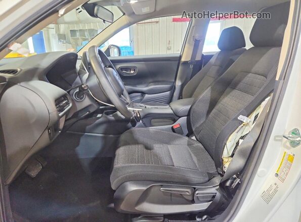 3CZRZ2H36RM759490 2024 HONDA HR-V Белый Вид салона спереди