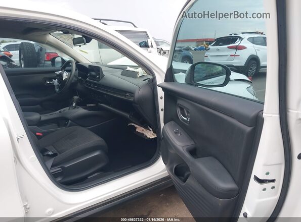3CZRZ2H39PM741689 2023 HONDA HR-V Белый Вид салона спереди