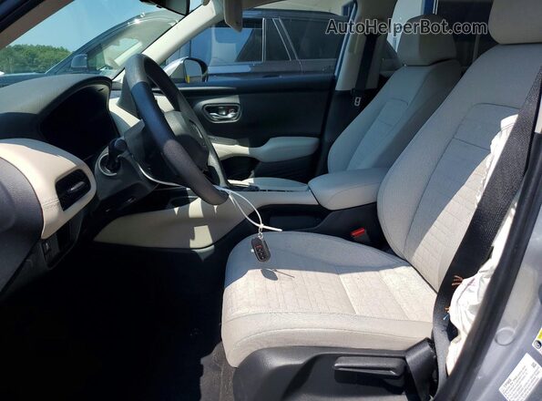 3CZRZ2H3XPM704070 2023 HONDA HR-V Silver Սալոնի դիմացի տեսք