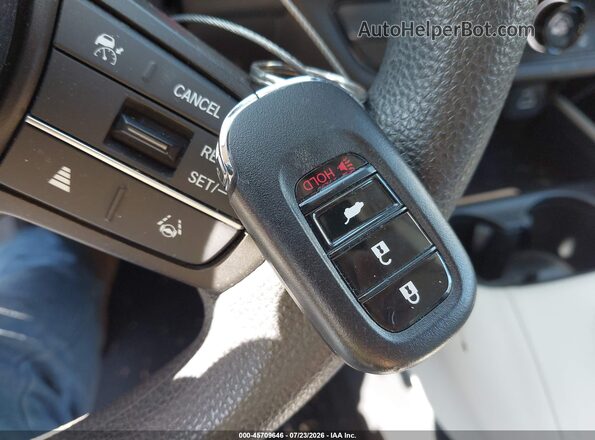 3CZRZ2H3XRM725388 2024 HONDA HR-V Silver წინა პანელის ხედი