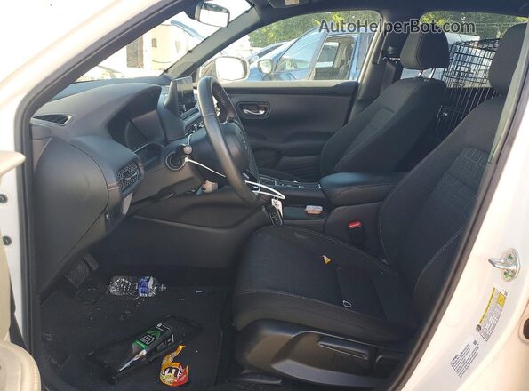 3CZRZ2H50RM754612 2024 HONDA HR-V White Front interior view
