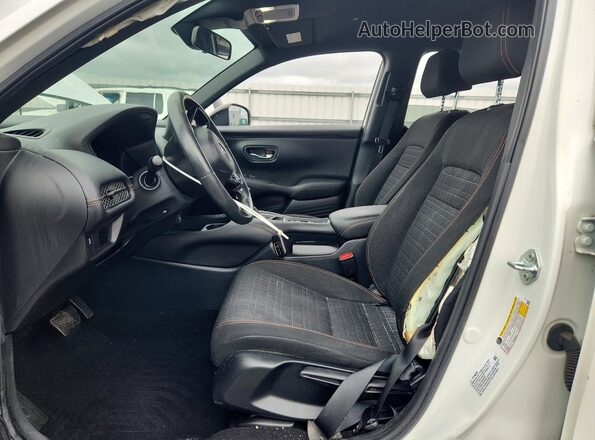 3CZRZ2H52RM730764 2024 HONDA HR-V White Вид салону спереду