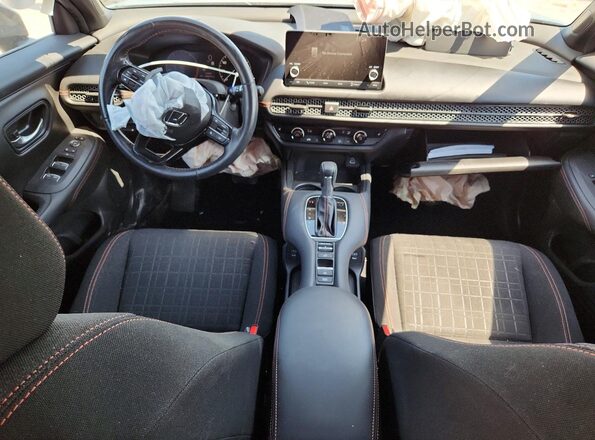 3CZRZ2H52RM765739 2024 HONDA HR-V Серый Вид панели приборов