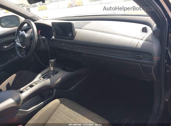 3CZRZ2H55PM722249 2023 HONDA HR-V Черный Вид салона спереди