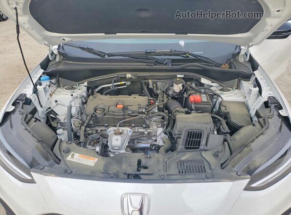 3CZRZ2H55SM756538 2025 HONDA HR-V White Engine compartment view