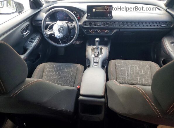 3CZRZ2H57RM723390 2024 HONDA HR-V White Առջևի վահանակի տեսք