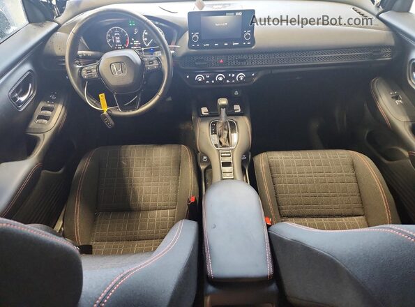 3CZRZ2H58PM736050 2023 HONDA HR-V Черный Вид панели приборов