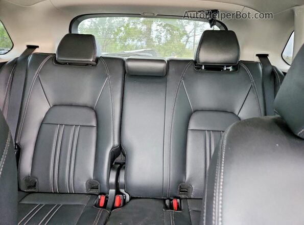 3CZRZ2H70PM737162 2023 HONDA HR-V White Rear seats view
