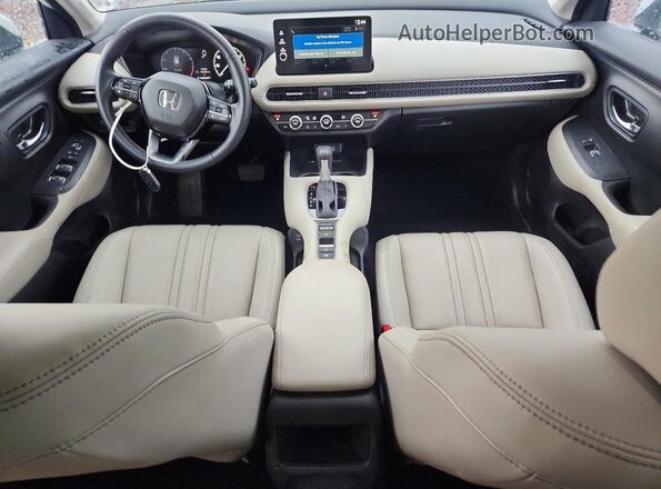 3CZRZ2H70TM701157 2026 HONDA HR-V White Dashboard view
