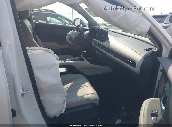 3CZRZ2H70TM748656 2026 HONDA HR-V White Widok wnętrza z przodu