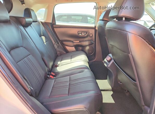 3CZRZ2H74PM708084 2023 HONDA HR-V White Rear seats view