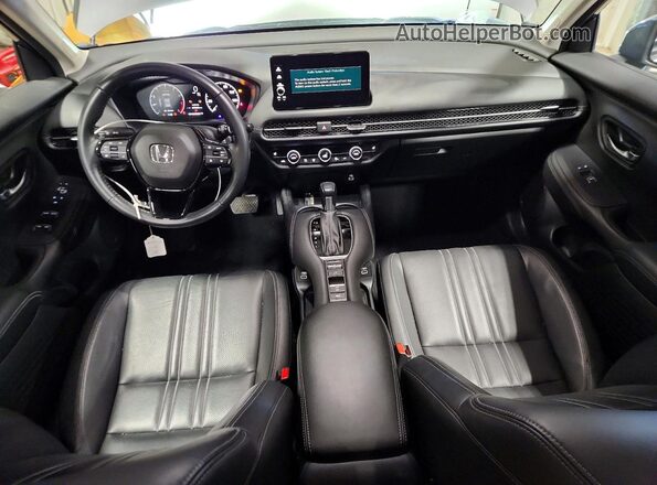 3CZRZ2H74PM708425 2023 HONDA HR-V Серебряный Вид панели приборов
